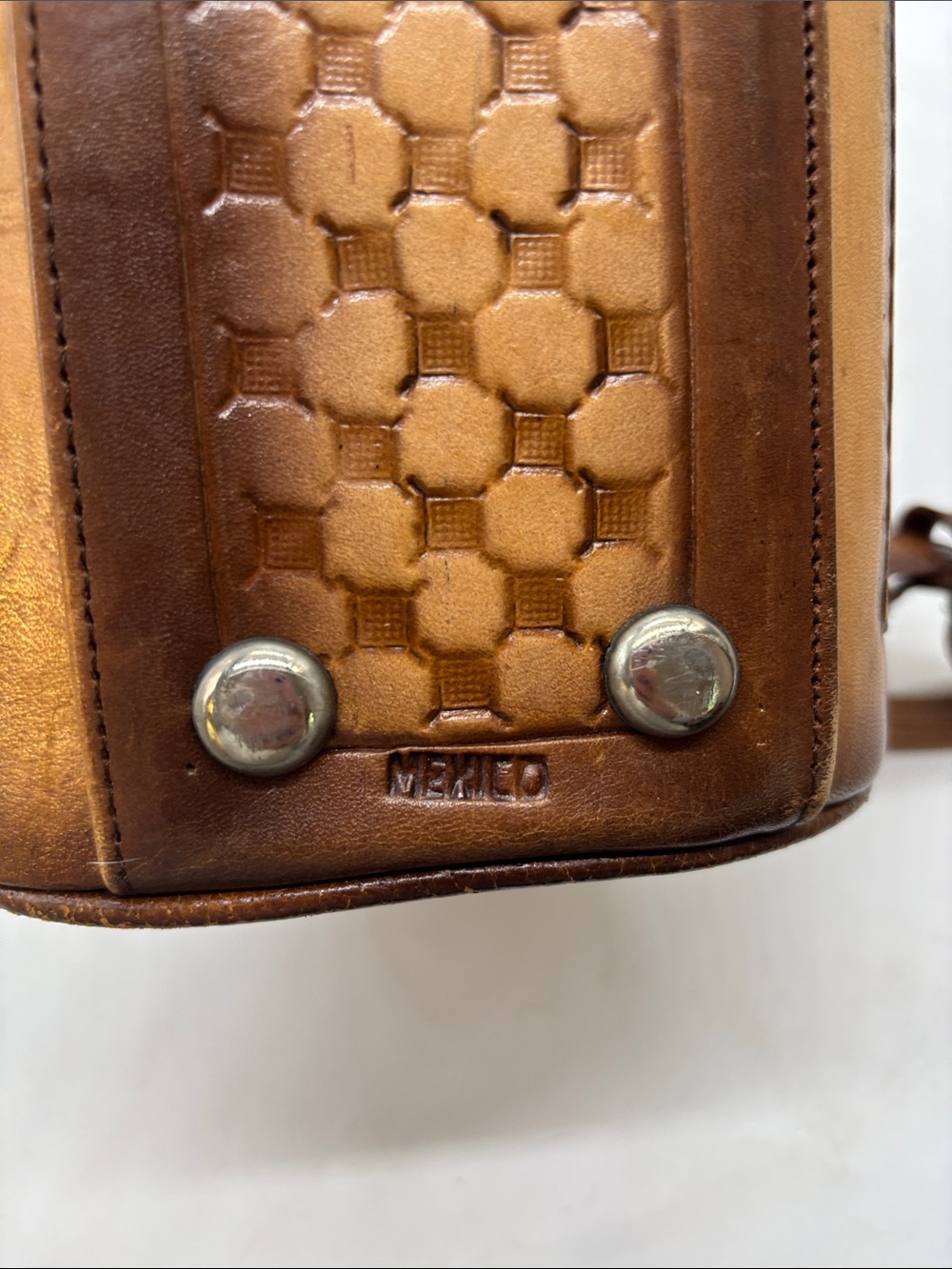 Vintage Mexican Hand-Tooled Brown Leather Floral Crossbody or Shoulder Bag - Picture 12 of 15